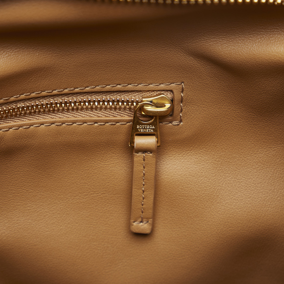 Pre-Loved Bottega Veneta The Twist - Picture 8 of 11